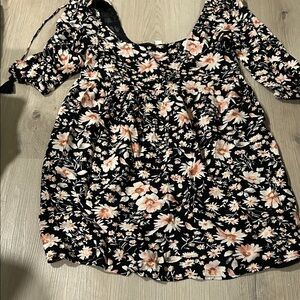 American Eagle Outfitters Black Floral Backless Dress